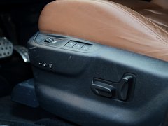 2012款 1.6T 自动 尊享版 5座