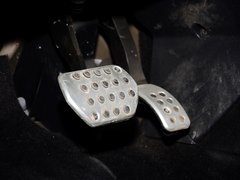 2012款 1.6T 自动 尊享版 5座