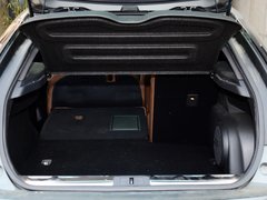 2012款 1.6T 自动 尊享版 5座