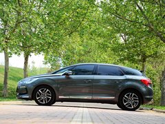 2012款 1.6T 自动 尊享版 5座