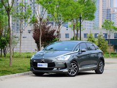 2012款 1.6T 自动 尊享版 5座