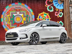 2012款 1.6T 自动 豪华版 5座