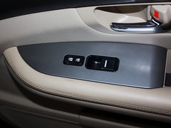 2013款 劲悦版 2.0L 手动 尊贵型 5座