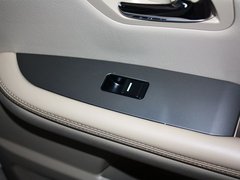 2013款 劲悦版 2.0L 手动 尊贵型 5座