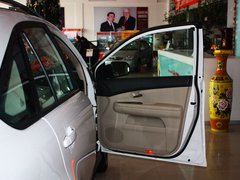 2013款 劲悦版 2.0L 手动 尊贵型 5座
