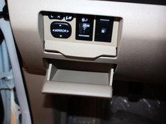 2013款 劲悦版 2.0L 手动 尊贵型 5座