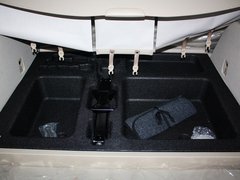 2013款 劲悦版 2.0L 手动 尊贵型 5座