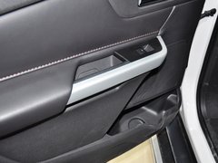 2012款 2.0T 自动 精锐天窗型 5座