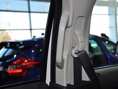 2012款 2.0T 自动 精锐天窗型 5座