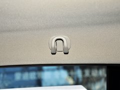 2012款 2.0T 自动 精锐天窗型 5座