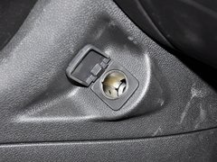 2012款 2.0T 自动 精锐天窗型 5座