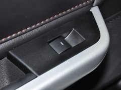 2012款 2.0T 自动 精锐天窗型 5座