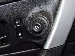 2012款 2.0T 自动 精锐天窗型 5座