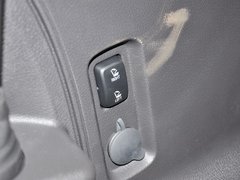 2012款 2.0T 自动 尊锐型 5座