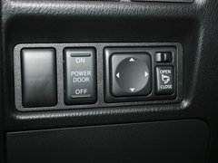 2013款 5.6L 自动 QX56 7座