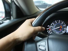 2013款 5.6L 自动 QX56 7座