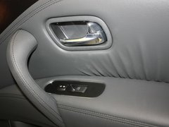 2013款 5.6L 自动 QX56 7座