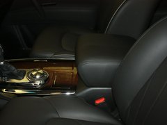 2013款 5.6L 自动 QX56 7座