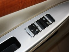 2012款 1.6 CVT 旗舰型