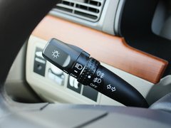 2012款 1.5 手动 豪华型