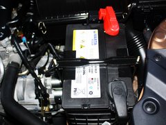 2012款 2.0L 手动 行政版 5座