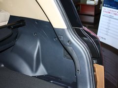 2012款 2.0L 手动 行政版 5座