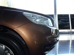 2012款 2.0L 手动 行政版 5座
