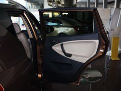 2012款 2.0L 手动 行政版 5座