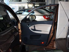 2012款 2.0L 手动 行政版 5座
