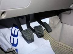 2012款 2.0L 手动 行政版 5座