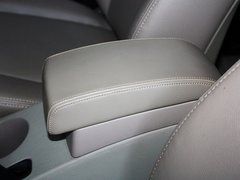 2012款 2.0L 手动 行政版 5座