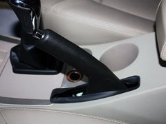 2012款 2.0L 手动 行政版 5座