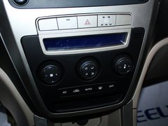 2012款 2.0L 手动 行政版 5座