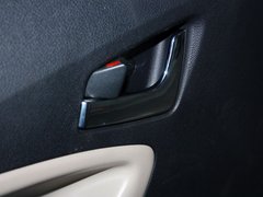 2012款 2.0L 手动 行政版 5座