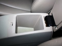 2012款 2.0L 手动 行政版 5座