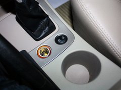 2012款 2.0L 手动 行政版 5座