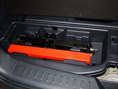 2012款 2.0L 手动 行政版 5座