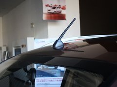 2012款 2.0L 手动 行政版 5座