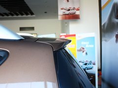 2012款 2.0L 手动 行政版 5座