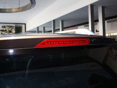 2012款 2.0L 手动 行政版 5座