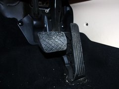 2013款 1.6L 自动 逸杰版