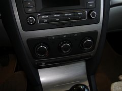 2013款 1.6L 手动 逸致版