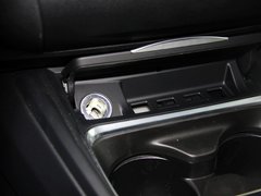 2013款 320Li 2.0T 風(fēng)尚型
