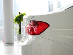 2013款 320Li 2.0T 豪华型