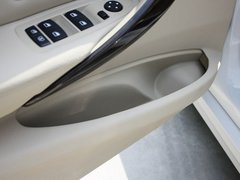 2013款 320Li 2.0T 时尚型