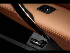 2013款 328Li 2.0T 豪华型