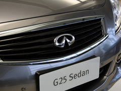2013款 G25 2.5L 自动 SedanSTC限量版