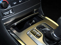 2013款 G25 2.5L 自动 SedanSTC限量版