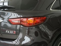 2011款 FX50 5.0L 自动 巅峰版 5座