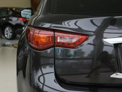 2011款 FX50 5.0L 自动 巅峰版 5座